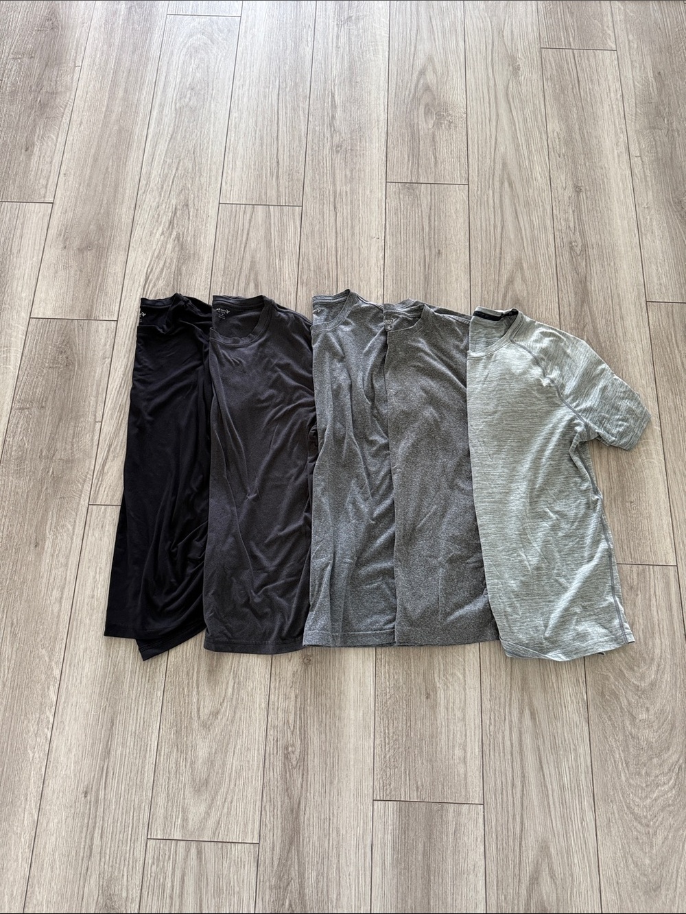Old Navy Active/Layer 8 Men's Short Sleeve TShirt Dri-Fit Workout Top Bundle Med